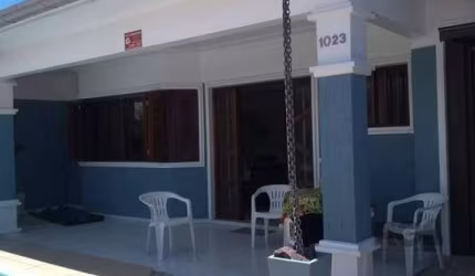 Casa 3 dormitórios + piscina + 4Vagas garagem + 2 quadras mar