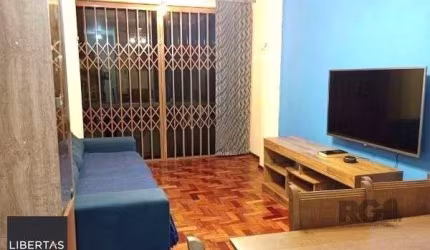 Apartamento de 2 dormitórios e vaga no Jardim Floresta