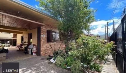 Casa 4 dormitórios à venda Vila Márcia Cachoeirinha/RS