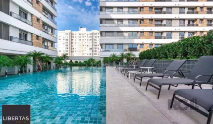 Apartamento no bairro Tristeza de 3 dormitórios e 2 vagas