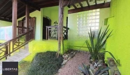 casa sobrado no Jardim Sabará de 3 dormitórios e 4 vagas