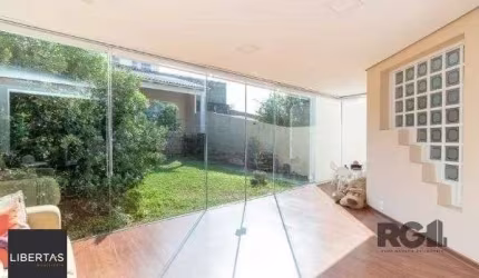 Casa 3 dormitórios à venda Santo Antônio Porto Alegre/RS