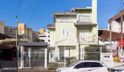 Casa 3 dormitórios à venda Cristal Porto Alegre/RS