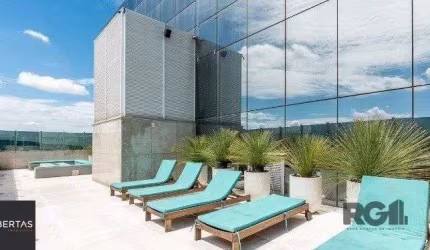 Loft no Tren City andar alto