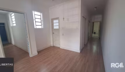 Apartamento 2 dormitórios à venda Petrópolis Porto Alegre/RS
