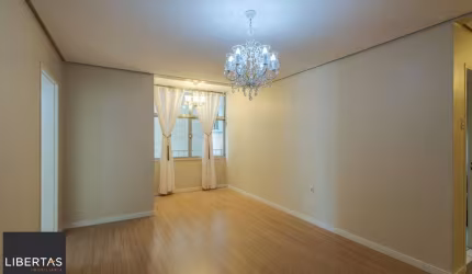 Apartamento de 80 m²semi mobiliado, 3 dormitórios e 1 suíte no Centro Histórico