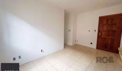 Apartamento com 3 quartos 59,89m² no bairro Vila Nova, Porto Alegre/RS