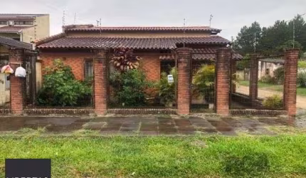 Casa 3 dormitórios à venda Ponta Grossa Porto Alegre/RS