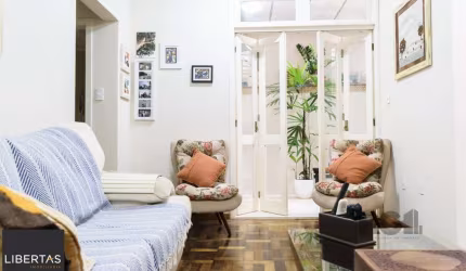 Apartamento 2 dormitórios à venda Petrópolis Porto Alegre/RS
