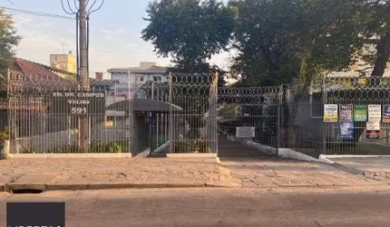 Apartamento em Porto Alegre, no bairro Cristal, com 3 dormitório(s), e 3 banheir