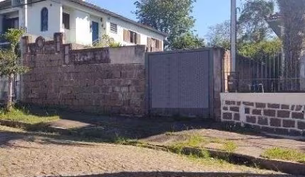 Terreno para Venda - 340m², 0 dormitórios, Teresópolis