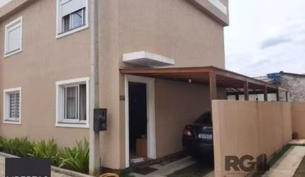 Casa em Porto Alegre, no bairro Ponta Grossa, com 2 dormitório(s), e 2 banheiros