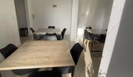 Cobertura para Venda - 93m², 3 dormitórios, sendo 1 suites, 1 vaga - Sarandi