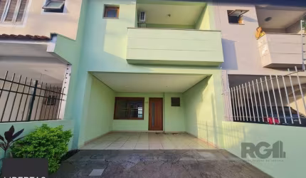 Casa 3 dormitórios à venda Espírito Santo Porto Alegre/RS