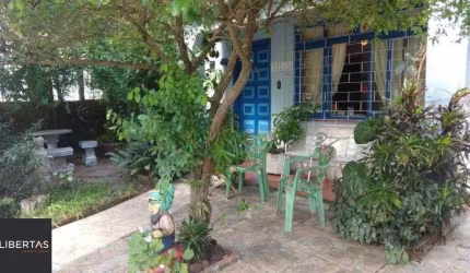 Casa com 3 dormitórios no bairro Sarandi