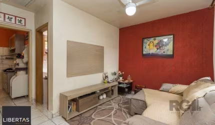 Casa de 2 dormitórios no bairro Jardim Sabará
