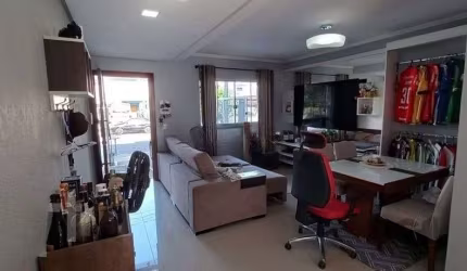 Casa com 2 dormitórios no bairro Hípica