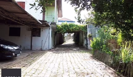 Casa 4 dormitórios à venda Bom Jesus Porto Alegre/RS