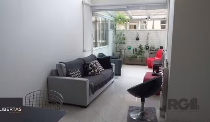 Ótimo Loft ou 1 dormitório e gabinete garagem no Rio Branco