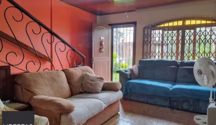 Casa para venda com 3 dormitórios no bairro Tristeza