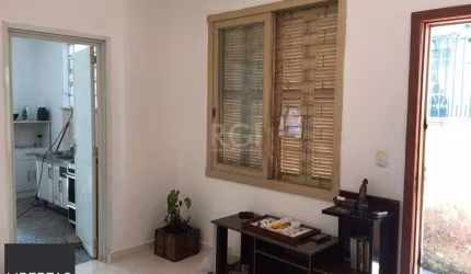 Casa 1 dormitórios à venda Floresta Porto Alegre/RS