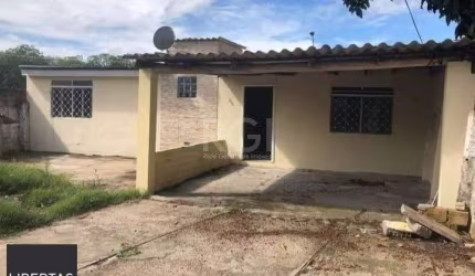 Casa com 2 dormitórios no bairro Vila Nova