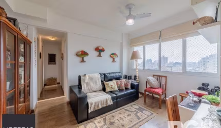 Apartamento de 65 m2 com 3 dormitórios sendo 1 suíte e 1 vaga no bairro Azenha.
