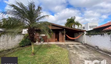 Casa 2 dormitórios à venda Ponta Grossa Porto Alegre/RS