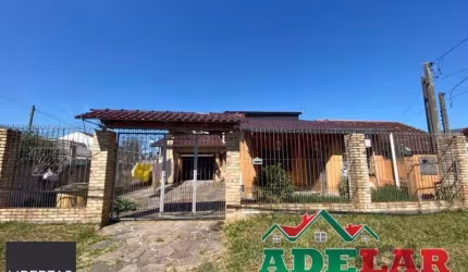 Casa 3 dormitórios à venda Restinga Porto Alegre/RS