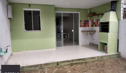 Casa linda com vista para o Rio com 3 pavimentos  com duas suíte