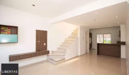 SOBRADO MOBILIADO, 2 QUARTOS, 2 VAGAS - CAMINHOS DO SOL - GUARUJÁ