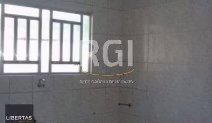 Casa para Venda - 180m², 3 dormitórios, sendo 1 suites, 3 vagas - Vila João Pess