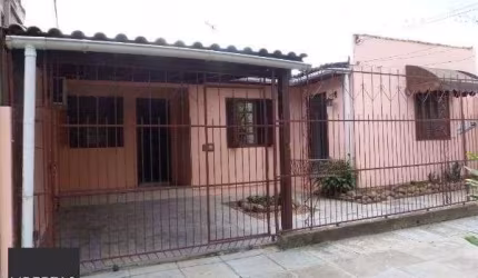 Casa para Venda - 90m², 3 dormitórios, 1 vaga - Restinga