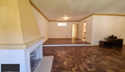 Casa Térrea 3 dormitórios prox a Orla de Ipanema