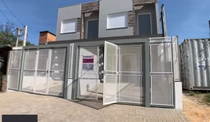 Casa para Venda - 125m², 3 dormitórios, sendo 1 suites, 2 vagas - Guarujá
