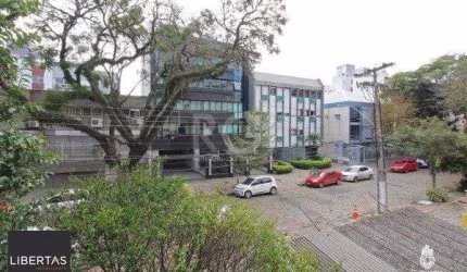 Apartamento para Venda - 74.96m², 3 dormitórios, Petrópolis