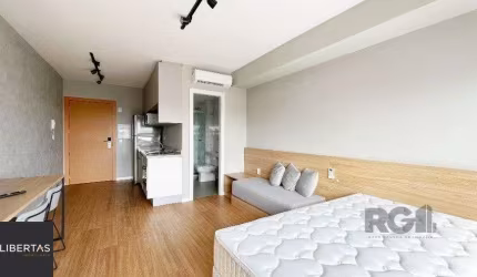 Apartamento para Venda - 29m², 1 quarto, 1 vaga - Petrópolis
