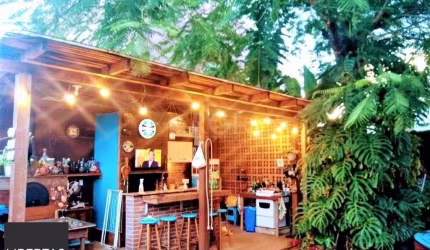 Casa com 233m², 2 dormitórios sendo 1 suíte, living com lareira, espaço gourmet