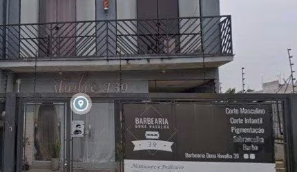 Prédio comercia próximo a Av. Bento Gonçalves.
