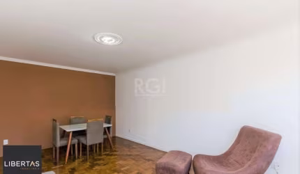 Apartamento para Venda - 128m², 3 dormitórios, 1 vaga - Menino Deus