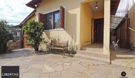 Casa para Venda - 150m², 2 dormitórios, 2 vagas - Nonoai