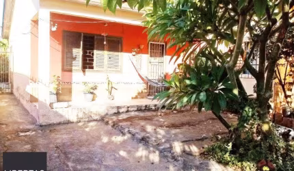 Casa para Venda - 140m², 3 dormitórios, sendo 1 suites, 2 vagas - Morro Santana