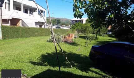 Casa para Venda - 69m², 2 dormitórios, 5 vagas - Vila Nova