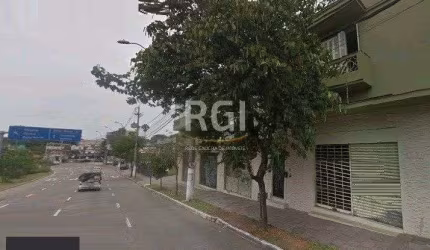 Loja para Venda - 74m², 0 dormitórios, Teresópolis