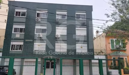 Apartamento com 3 quartos, 2 banheiros, desocupado e 1 vaga!