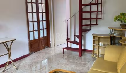 Casa para Venda - 230m², 3 dormitórios, sendo 1 suites, 4 vagas - Santa Tereza