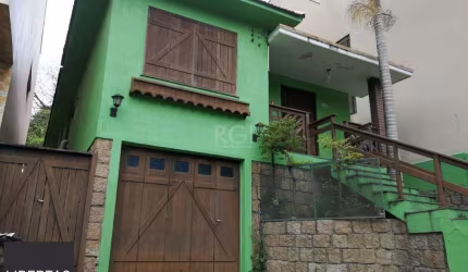 Casa para Venda - 170m², 3 dormitórios, 3 vagas - Nonoai, Porto Alegre