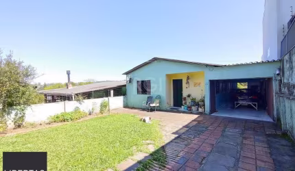 Casa para Venda - 100m², 3 dormitórios, 2 vagas - Lomba do Pinheiro