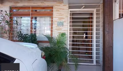 Casa para Venda - 131.92m², 2 dormitórios, sendo 2 suites, Guarujá