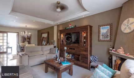 Casa Condominio para Venda - 139m², 2 dormitórios, sendo 2 suites, 1 vaga - Hípi